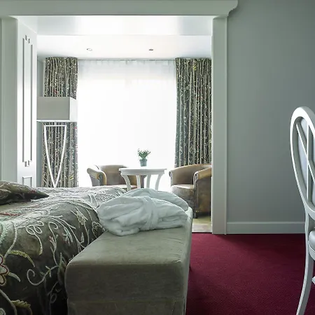 ロマンティック パークホテル ヘット フルプダル スレナーケン