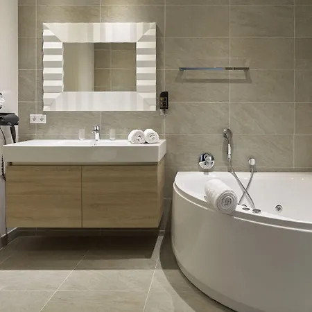 ロマンティック パークホテル ヘット フルプダル 4*