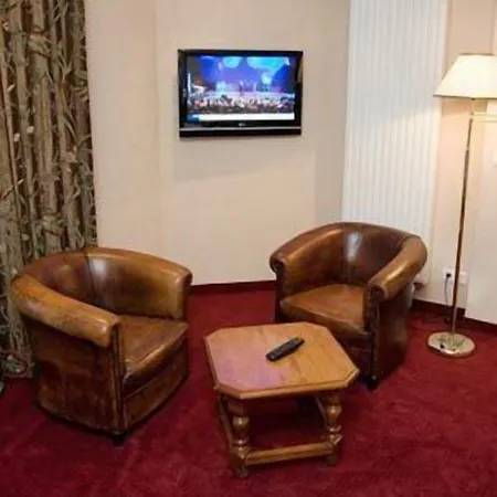 ロマンティック パークホテル ヘット フルプダル ホテル 4*