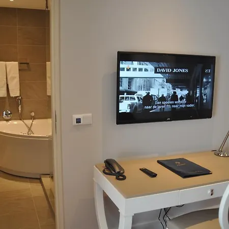 ロマンティック パークホテル ヘット フルプダル 4* スレナーケン