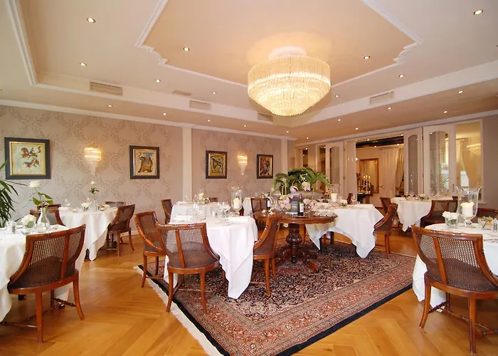 Отель Romantik Parkhotel Het Gulpdal Сленакен