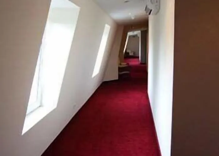 Отель Romantik Parkhotel Het Gulpdal Сленакен